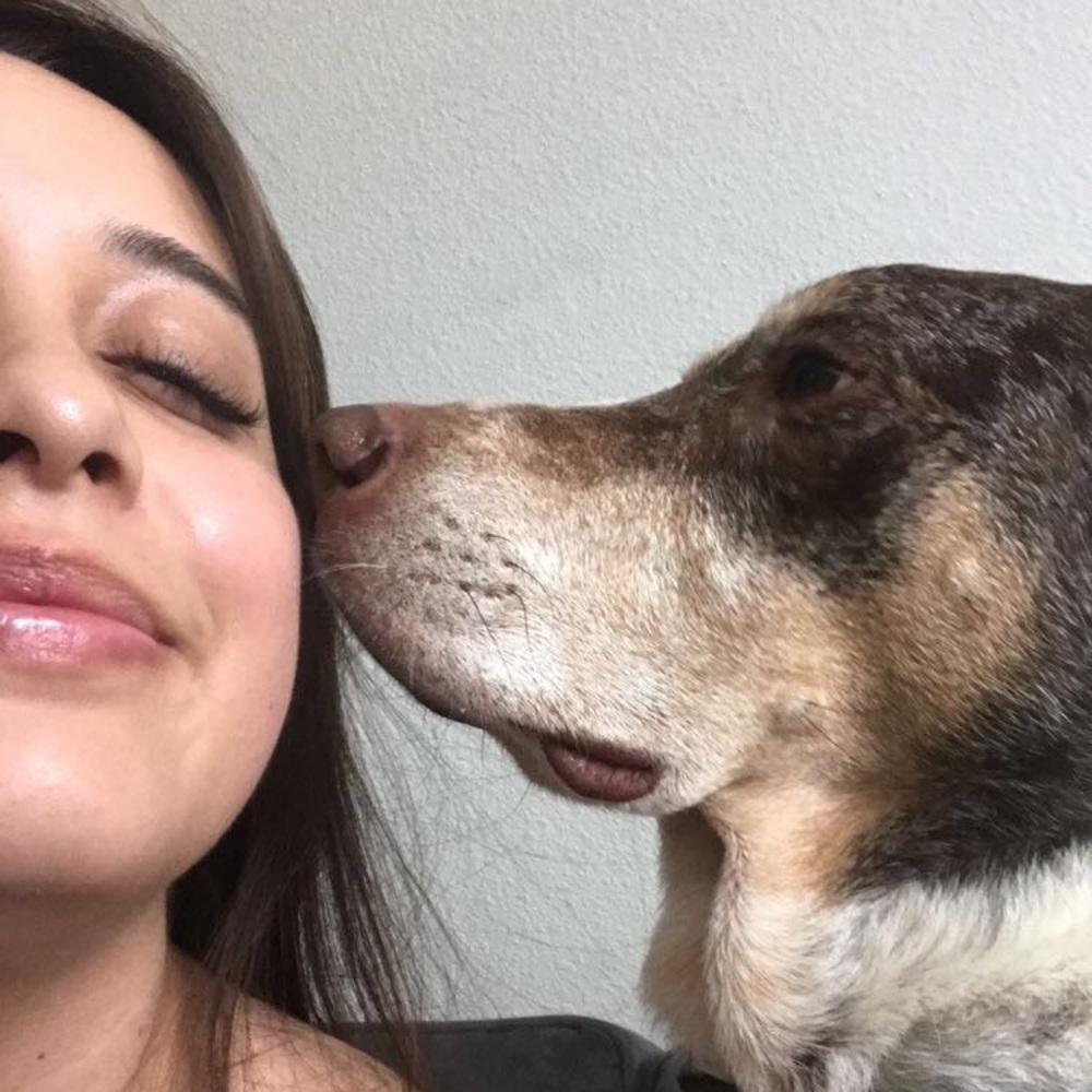 Meet your Posher, Carla